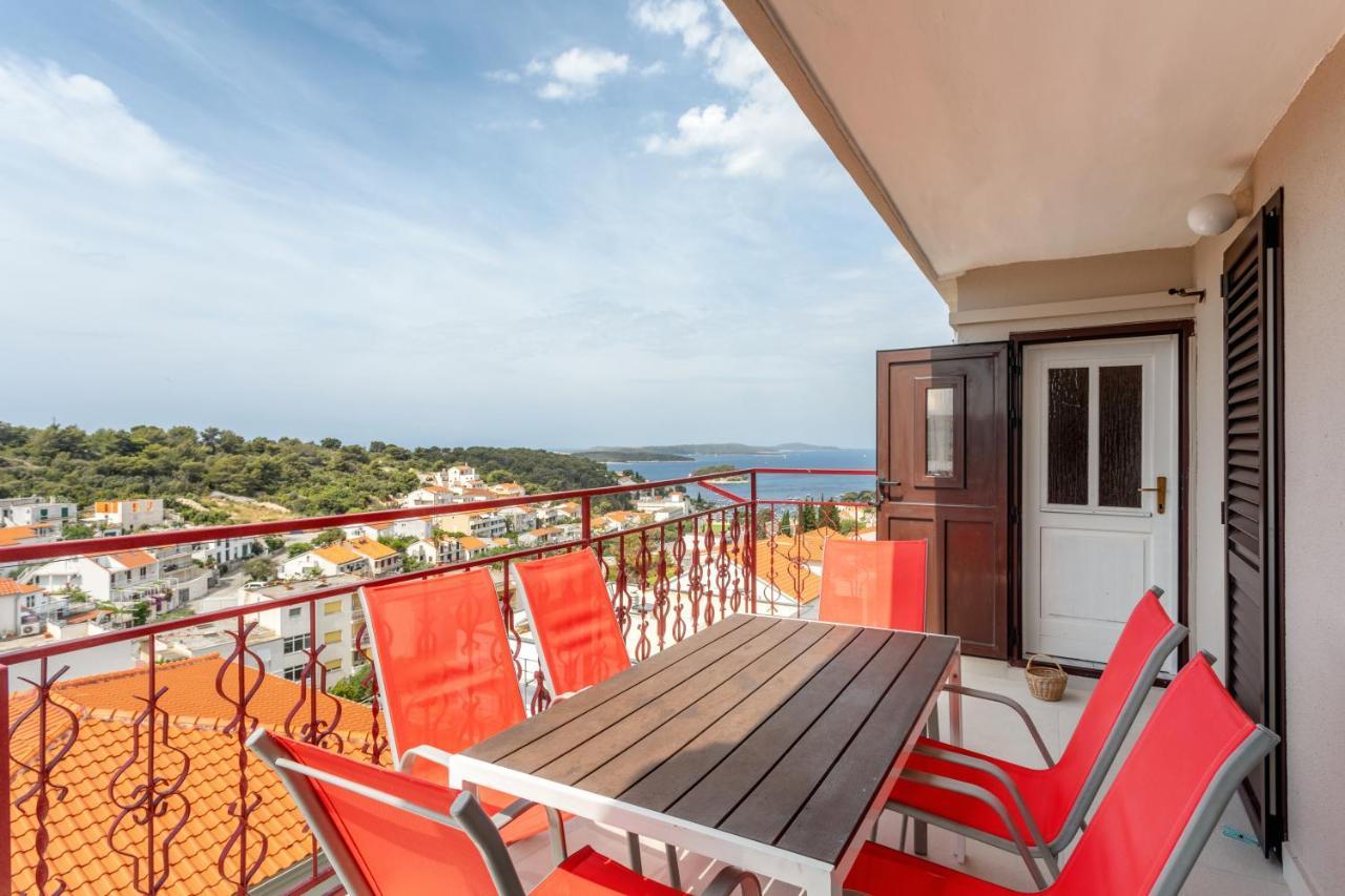 Villa M&M - Zf Hvar Хвар Екстериор снимка